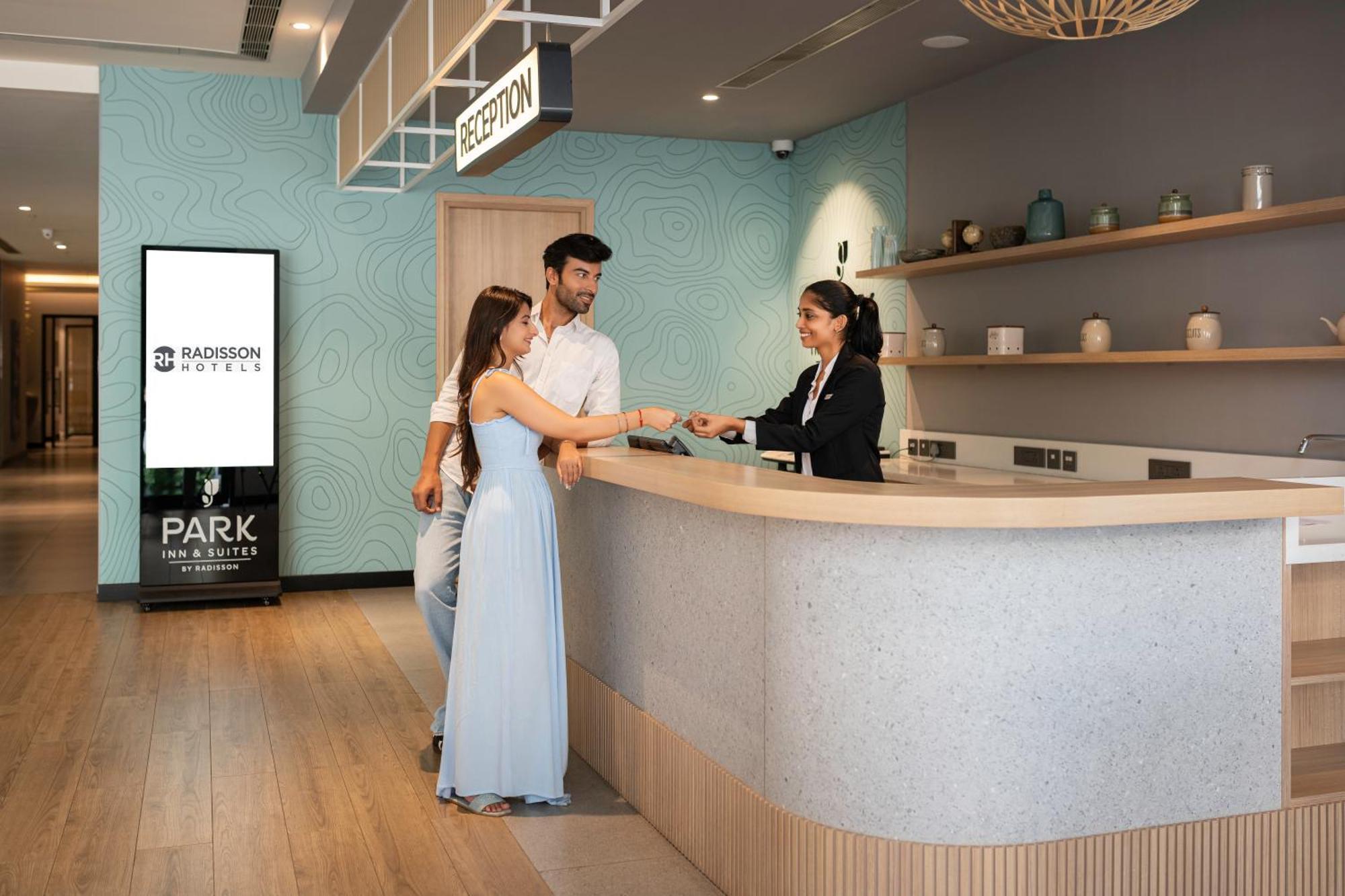 Park Inn & Suites By Radisson Thrissur East Fort 외부 사진